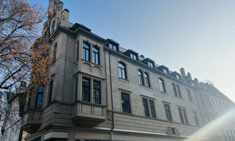 Alt trifft Neu: Sanierte Büro- Praxisflächen mitten in der Fußgängerzone von Bad Kissingen 