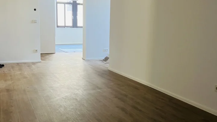 Alt trifft Neu: Sanierte Büro- Praxisflächen mitten in der Fußgängerzone von Bad Kissingen 