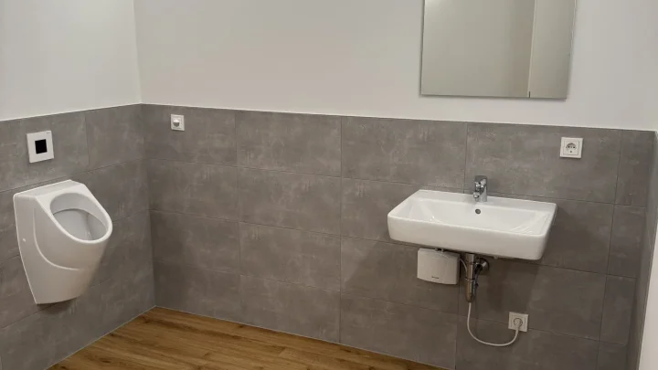 Alt trifft Neu: Sanierte Büro- Praxisflächen mitten in der Fußgängerzone von Bad Kissingen 